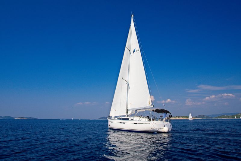 Bavaria 46 CN — photo 13
