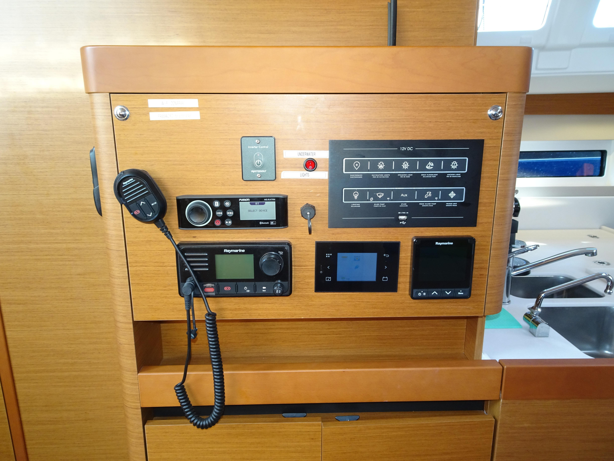 Sun Odyssey 490 — photo 16