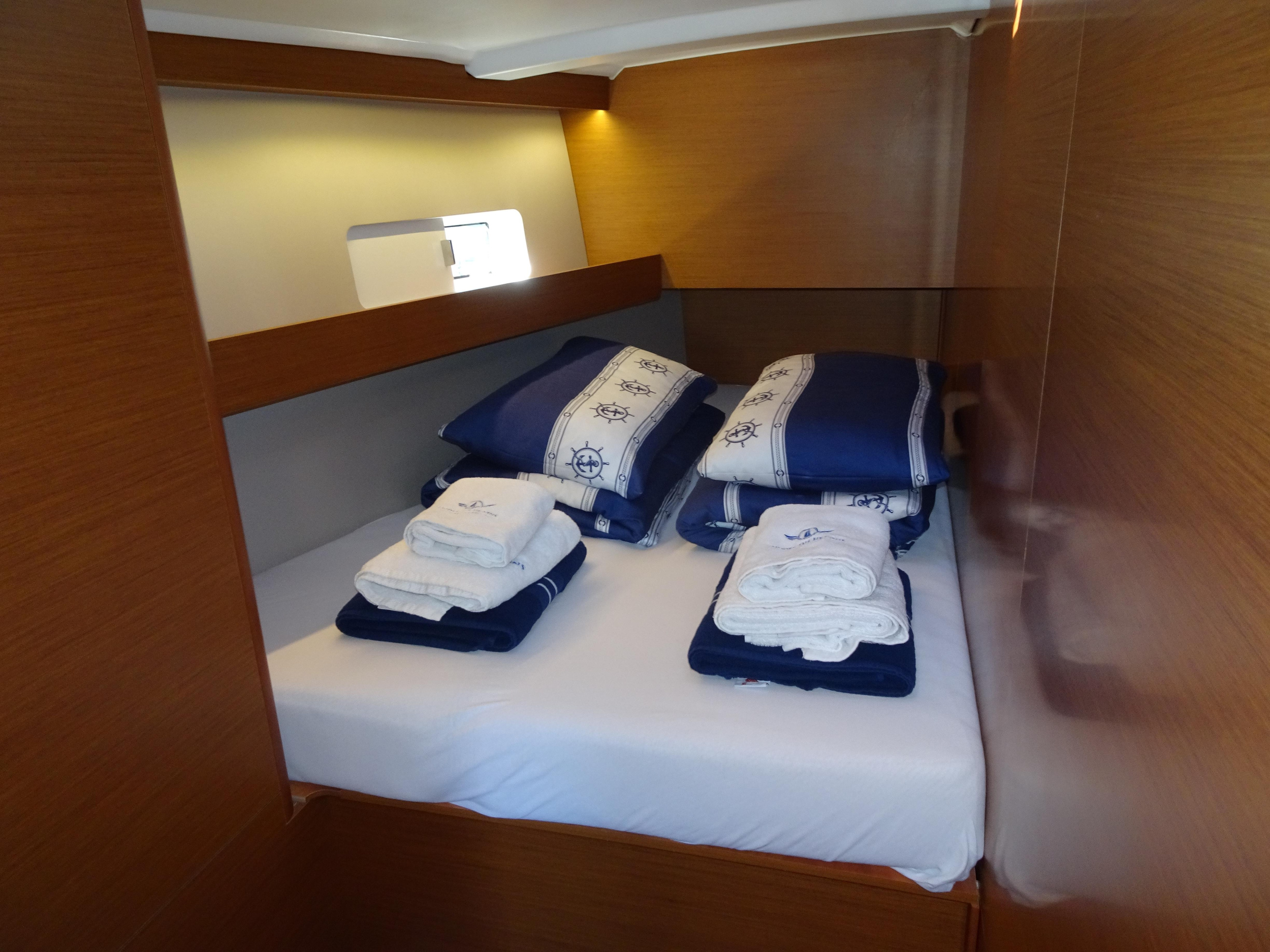 Sun Odyssey 490 — photo 13