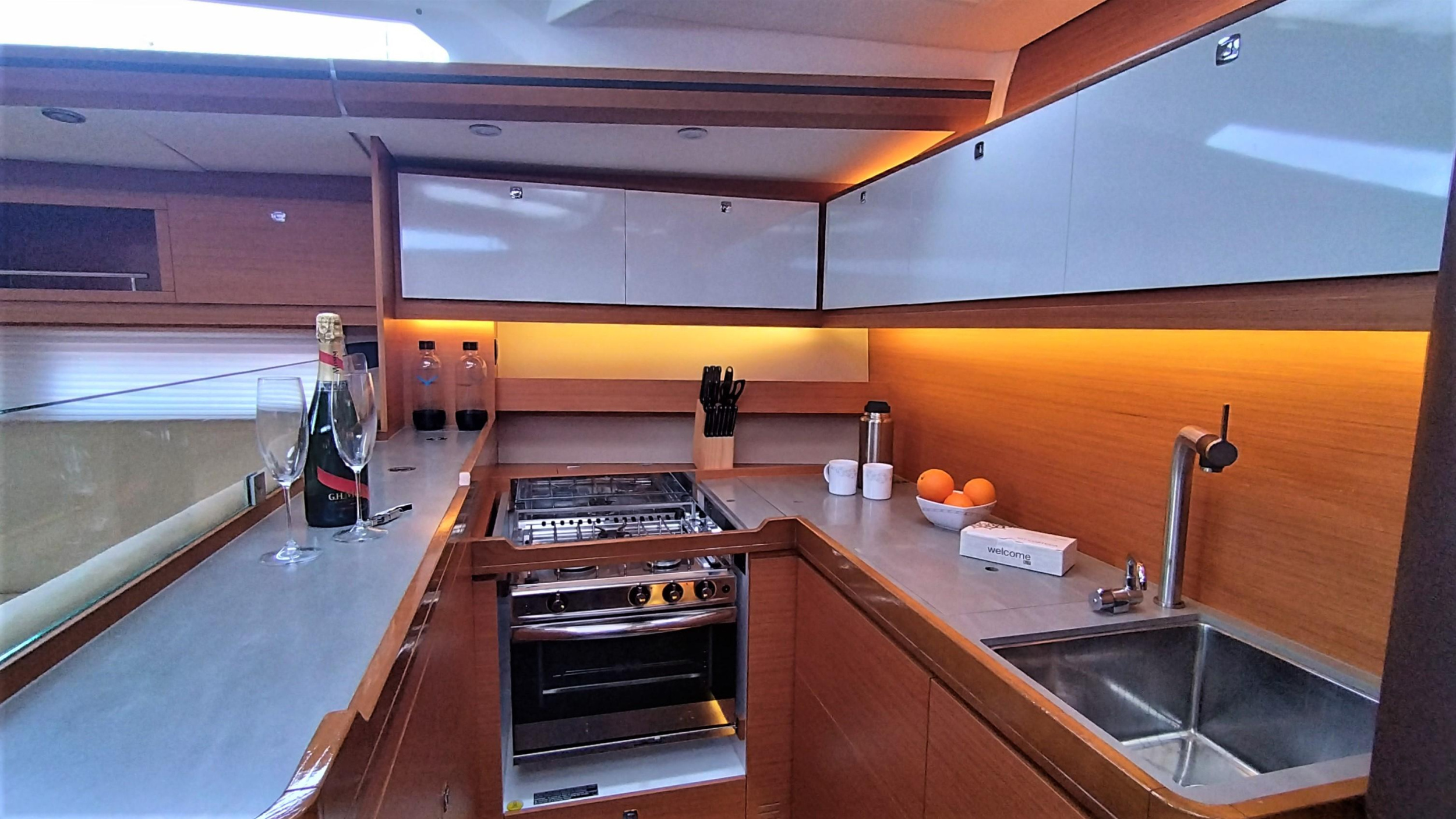 Dufour 56 Exclusive — photo 6