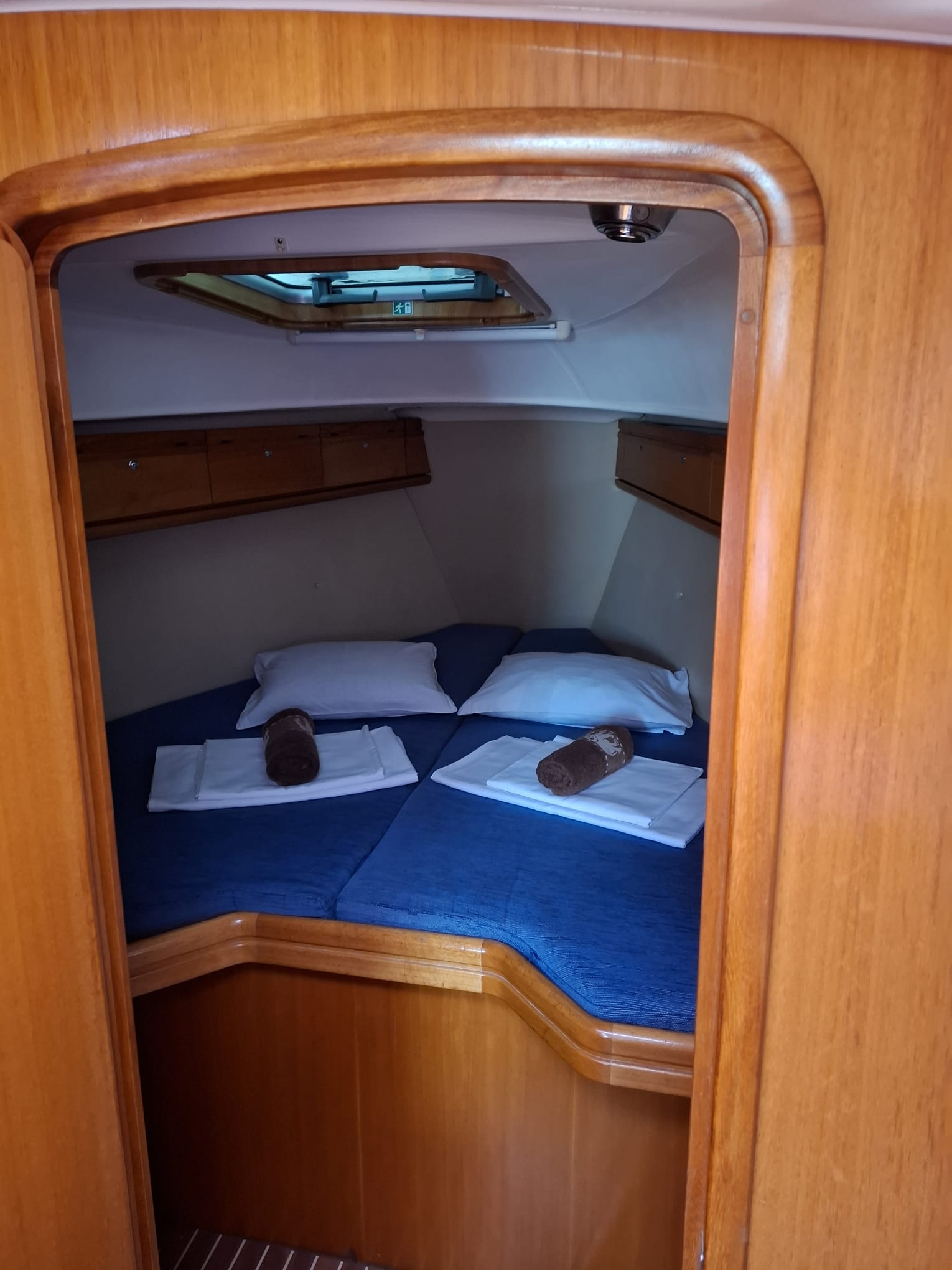 Bavaria 33 Cruiser — photo 10