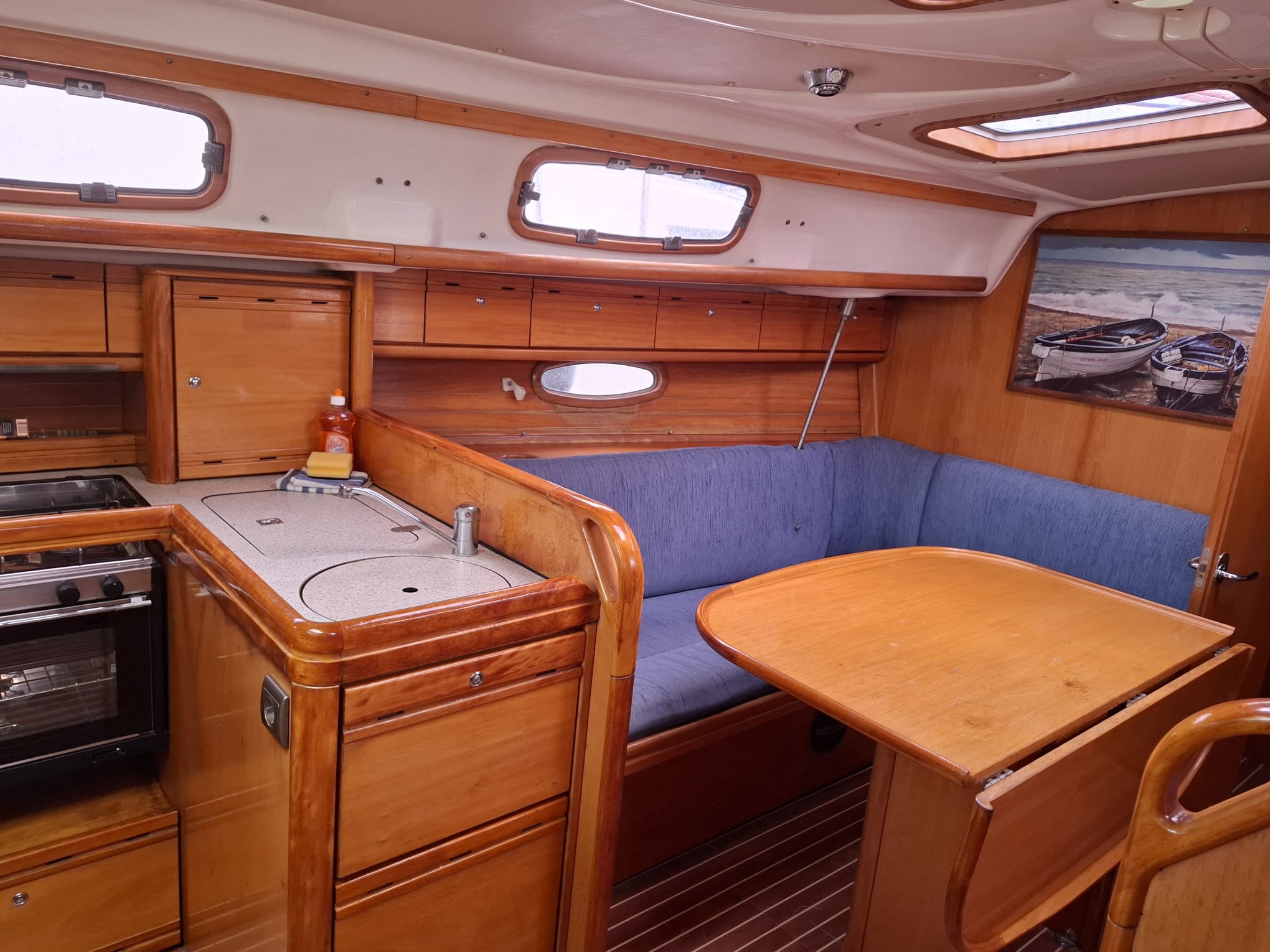 Bavaria 33 Cruiser — photo 9