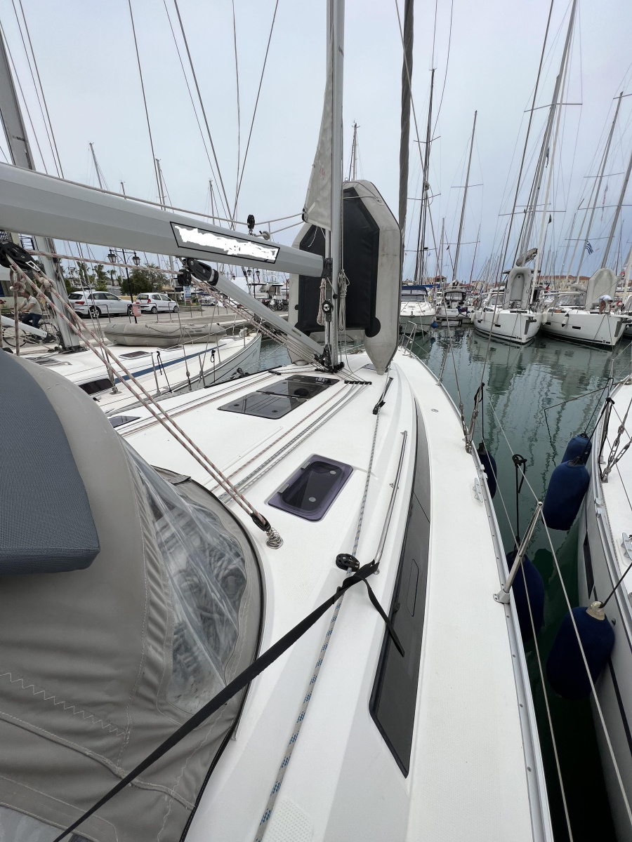 Bavaria 41 Cruiser — photo 9