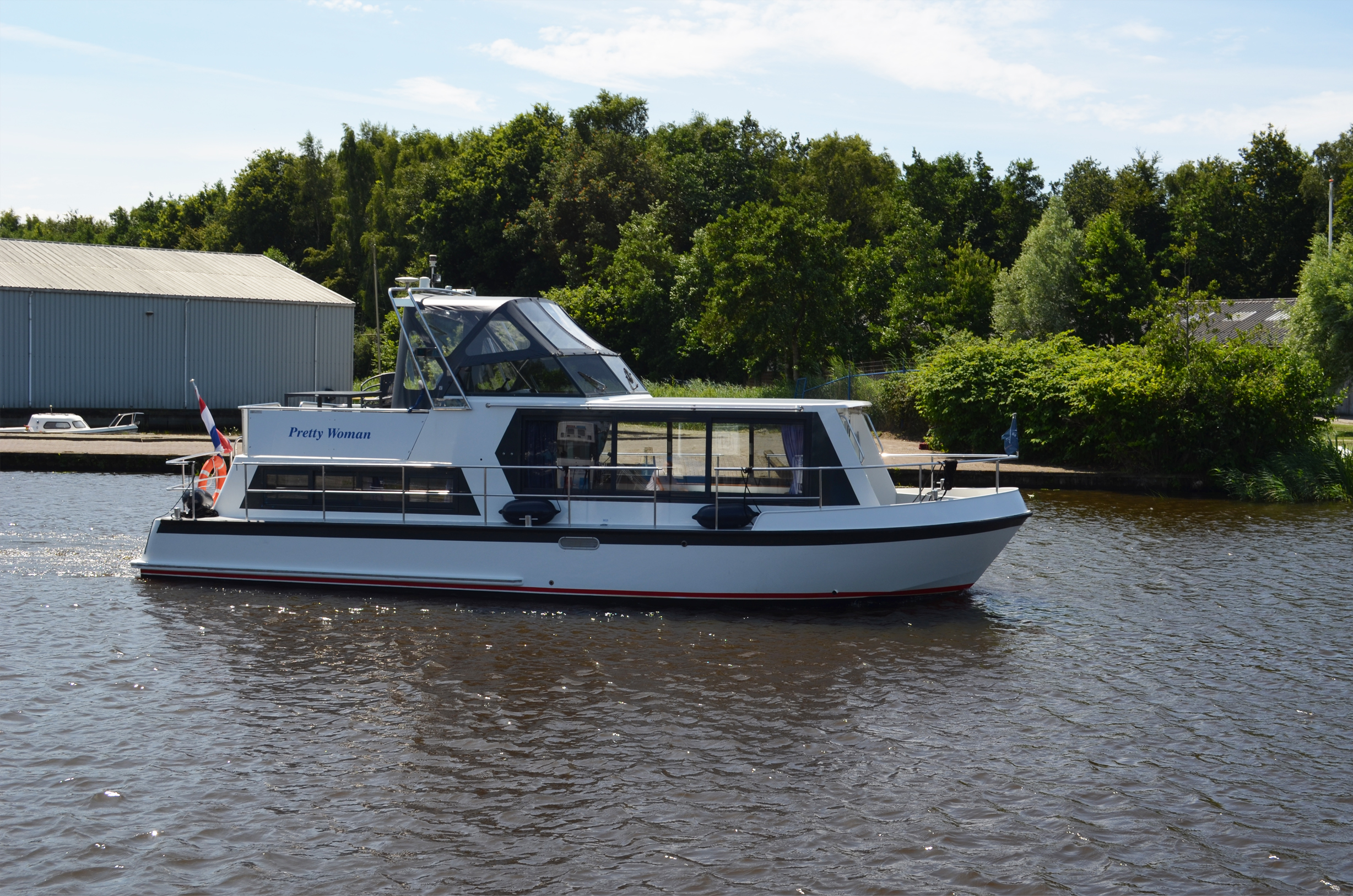 Safari Houseboat 1050 — photo 4