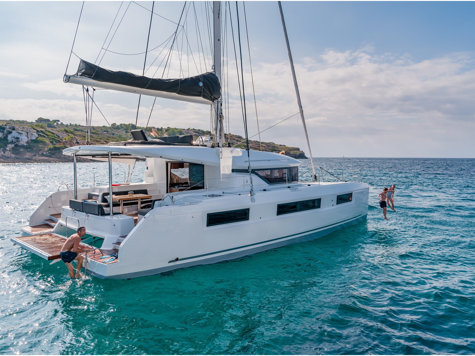 Lagoon 50 — photo 1