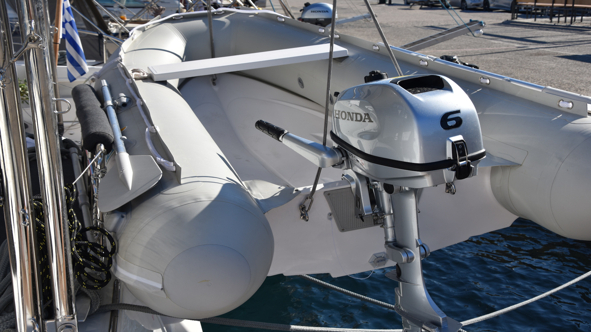 Lagoon 42 (AC, Gen, Watermaker) — photo 5