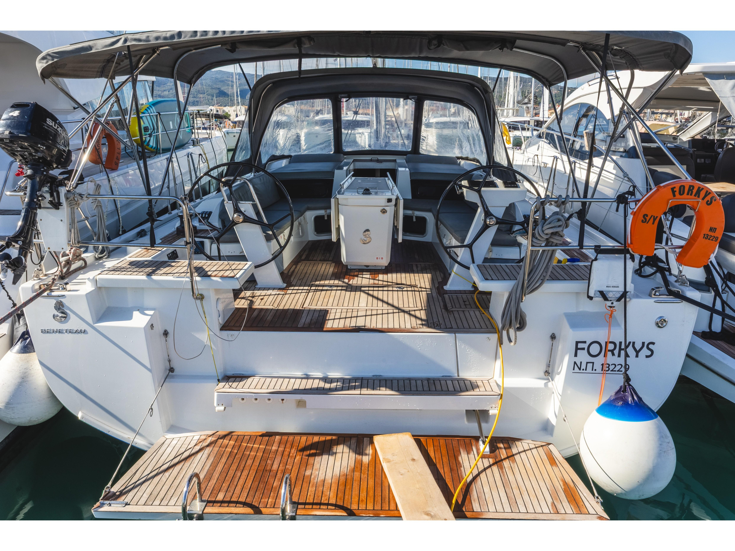Oceanis 51.1 — photo 1