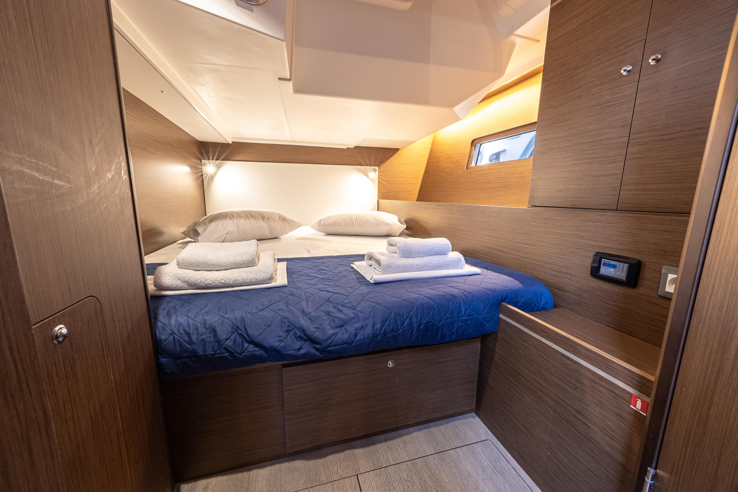 Oceanis 51.1 — photo 8