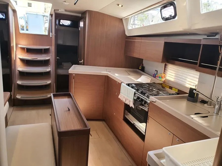 Oceanis 46.1 — photo 11