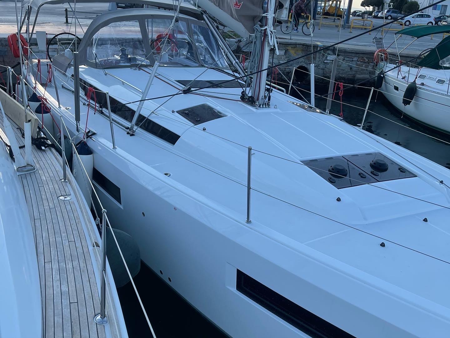 Sun Odyssey 440 — photo 4