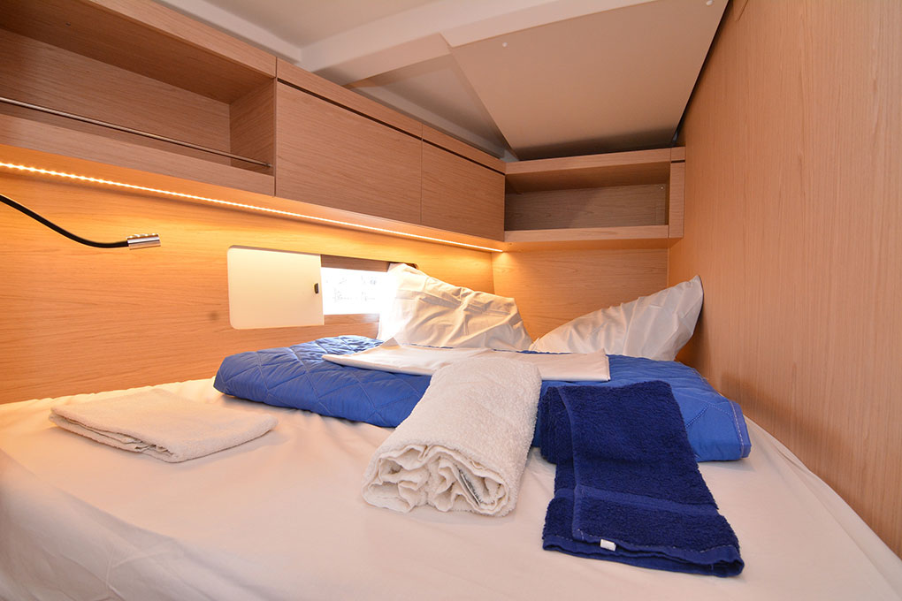 Oceanis 46.1 — photo 10