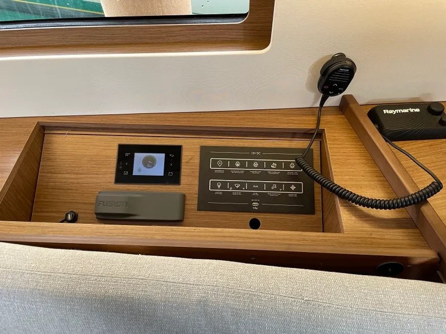 Oceanis 46.1 — photo 7