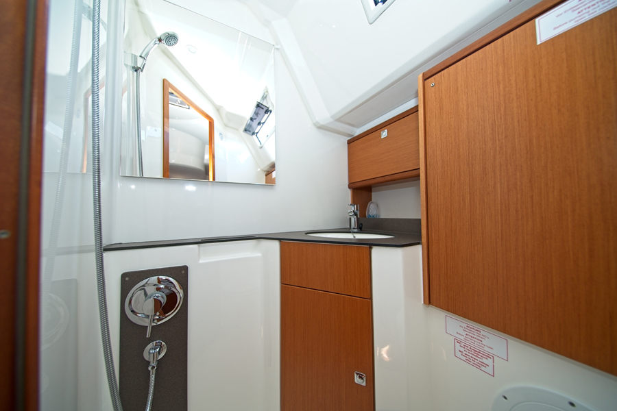 Bavaria 46 CN — photo 5