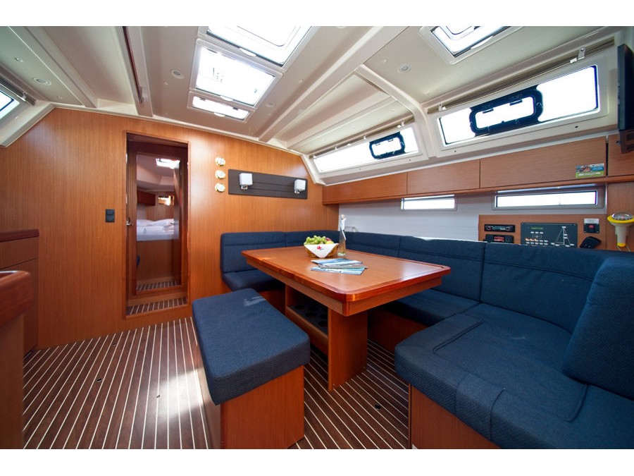 Bavaria 46 CN — photo 2