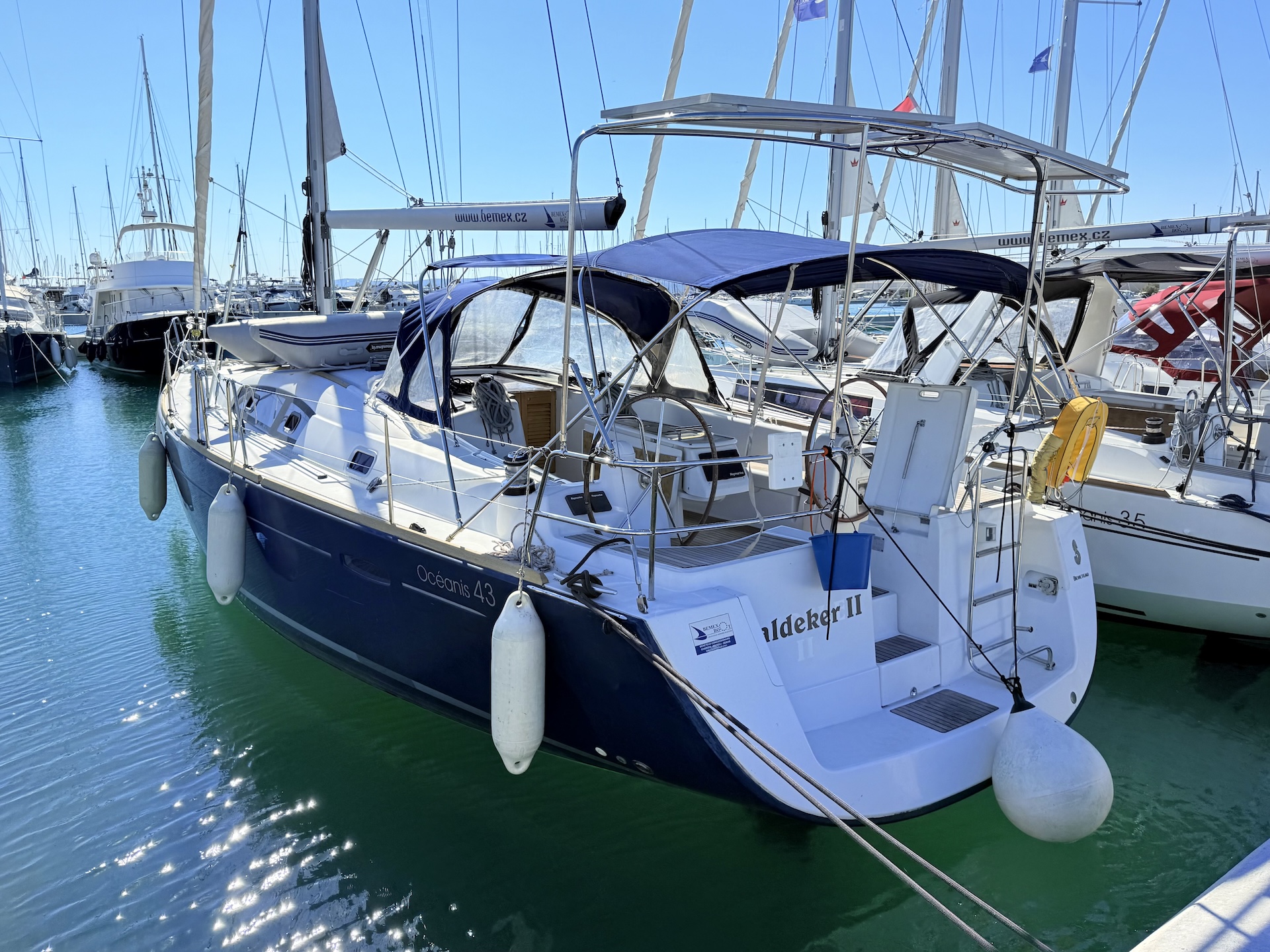 Oceanis 43 — photo 1
