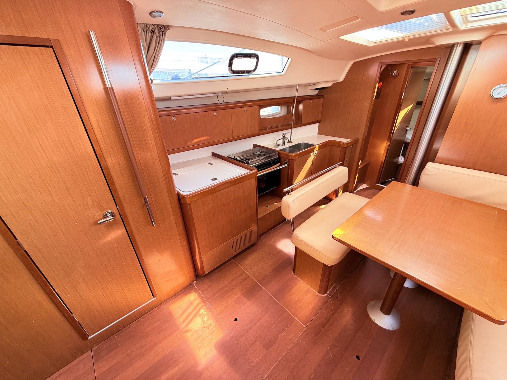 Oceanis 43 — photo 16