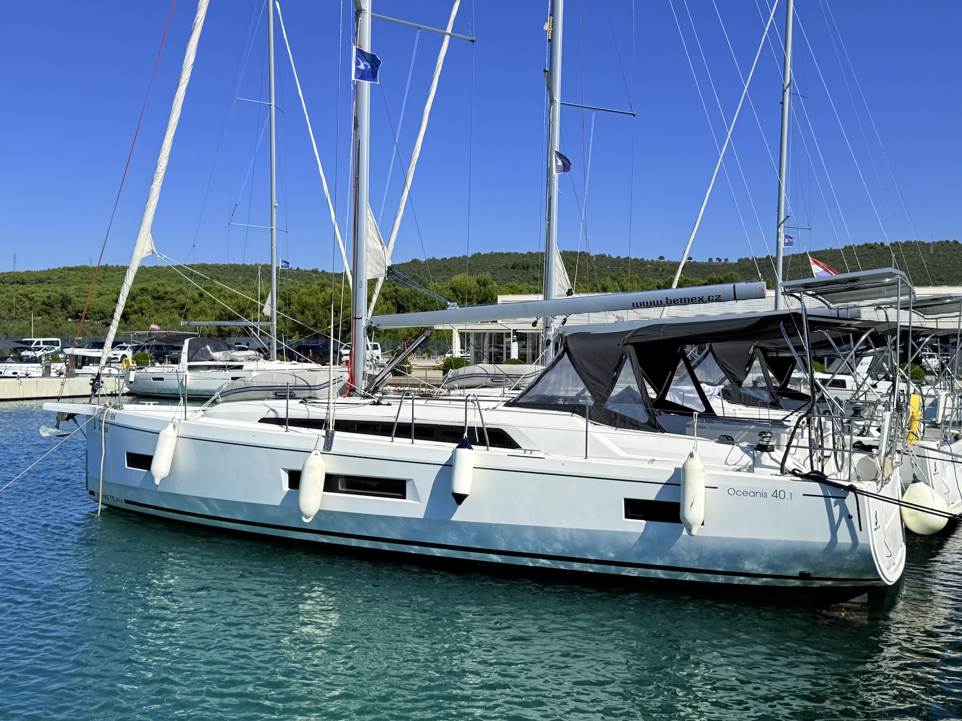 Oceanis 40.1 — photo 12
