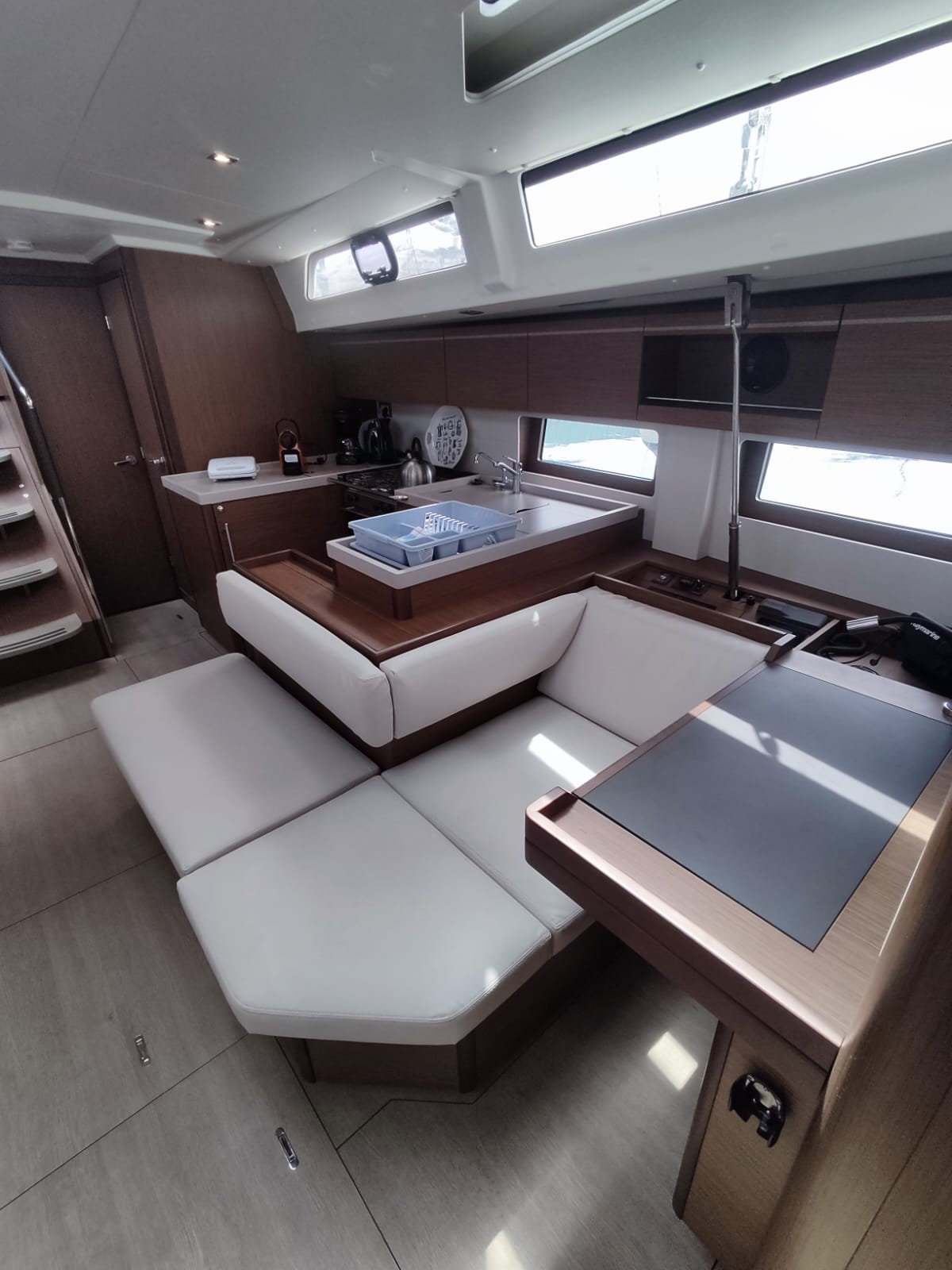 Oceanis 51.1 — photo 2