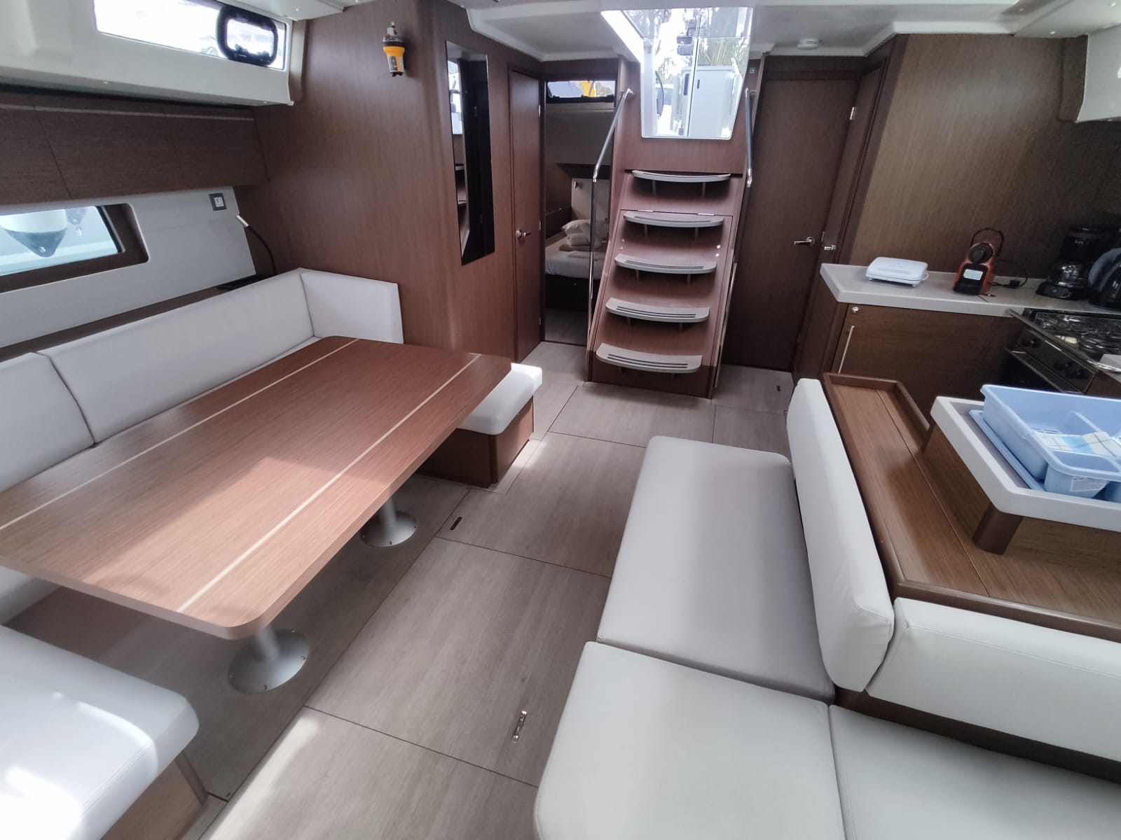 Oceanis 51.1 — photo 10