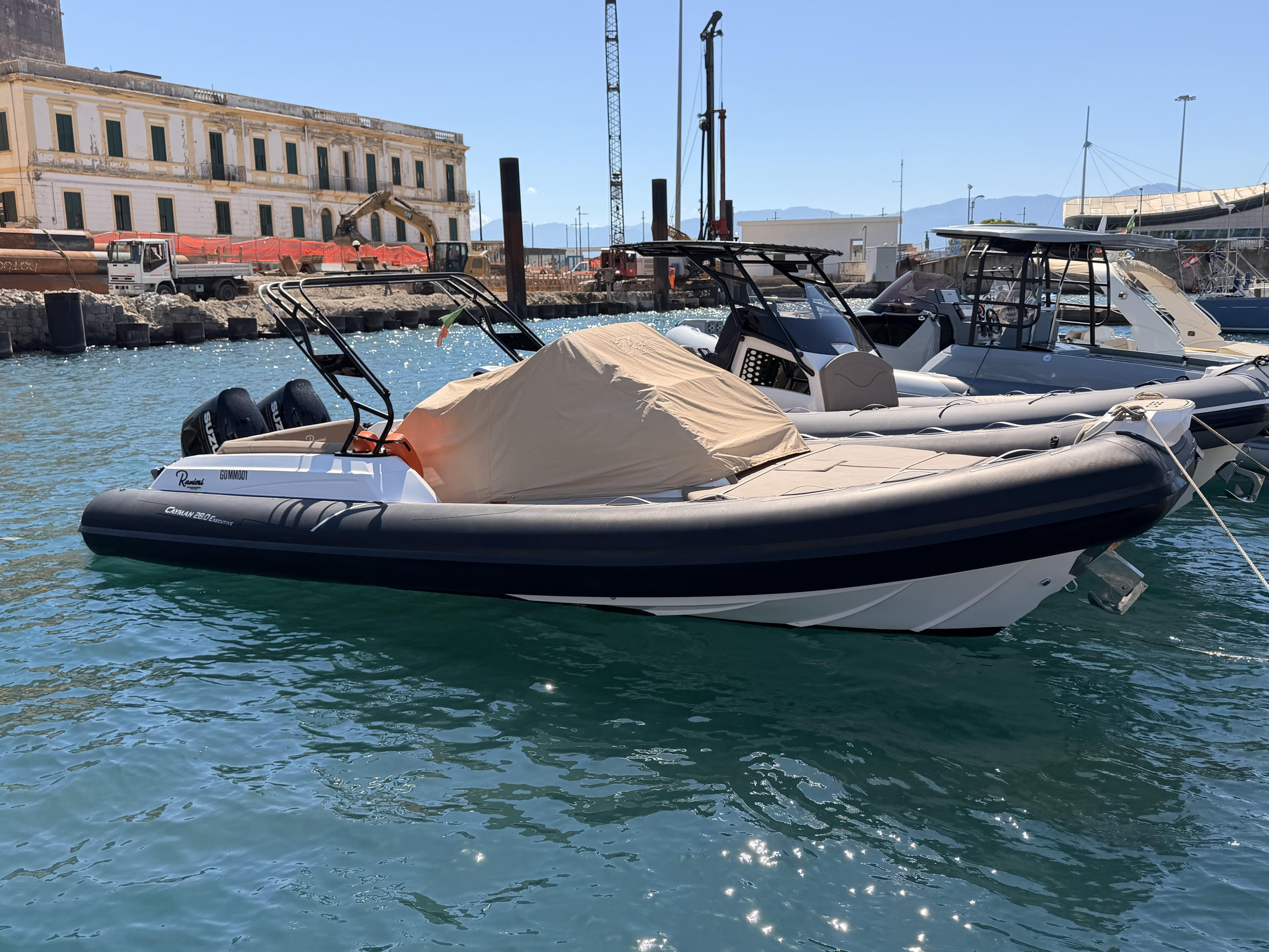 Ranieri Cayman 28.0 Executive — photo 25