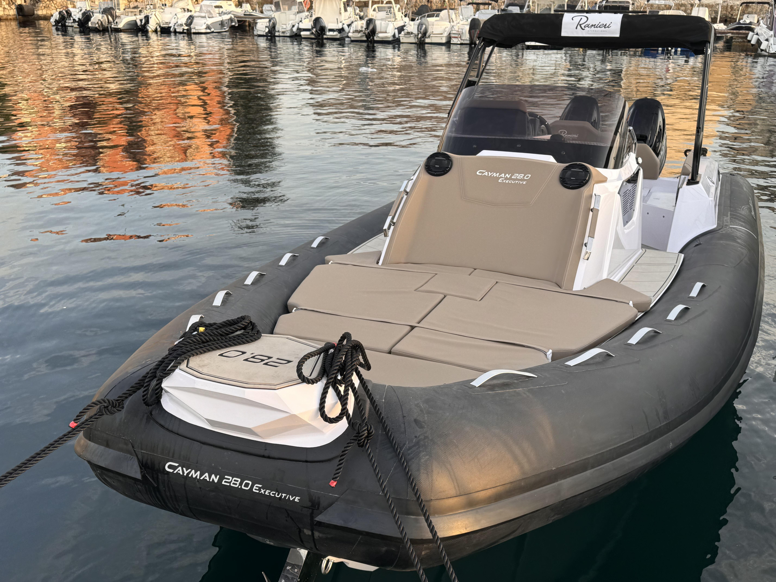 Ranieri Cayman 28.0 Executive — photo 19