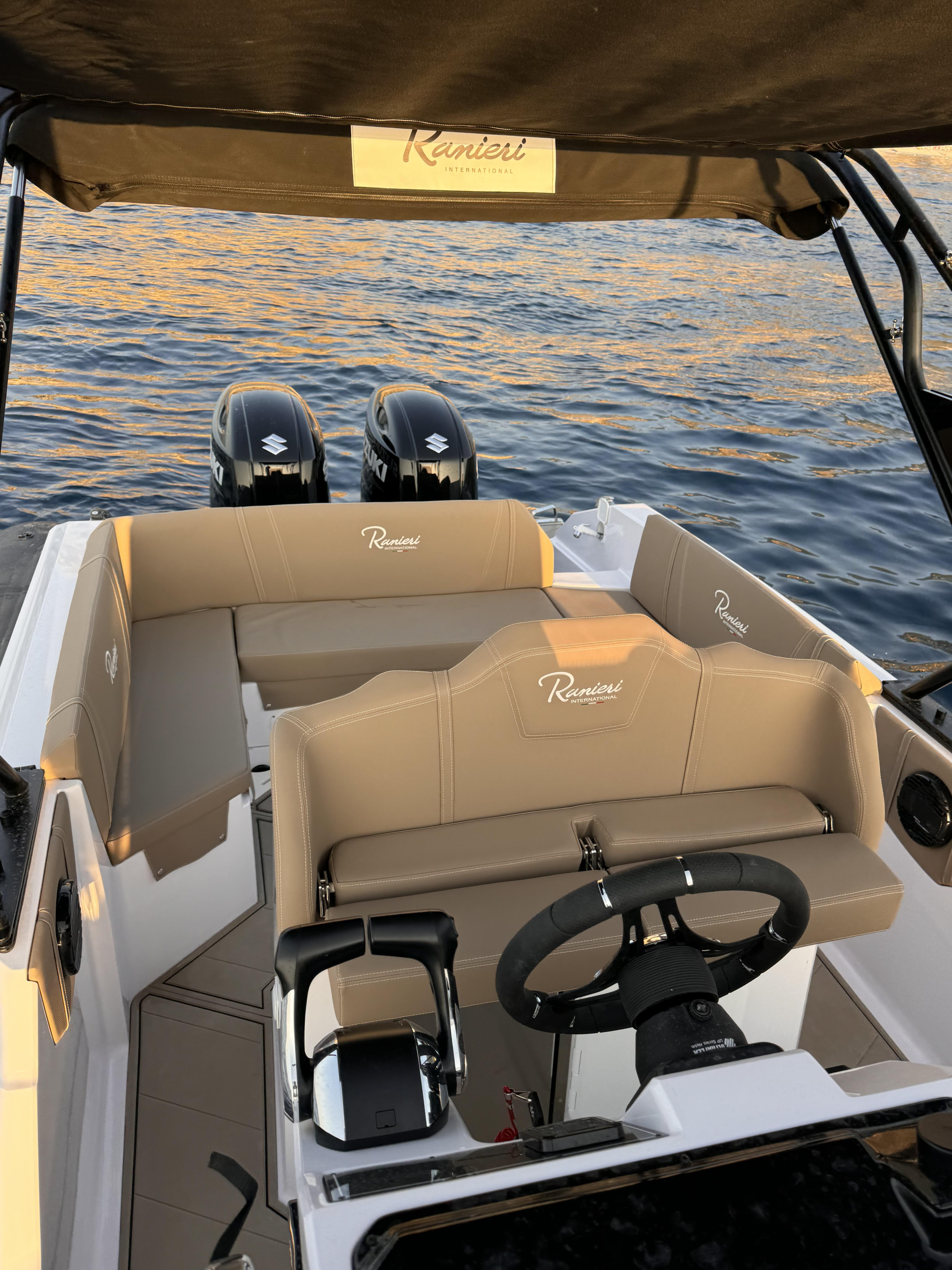 Ranieri Cayman 28.0 Executive — photo 24