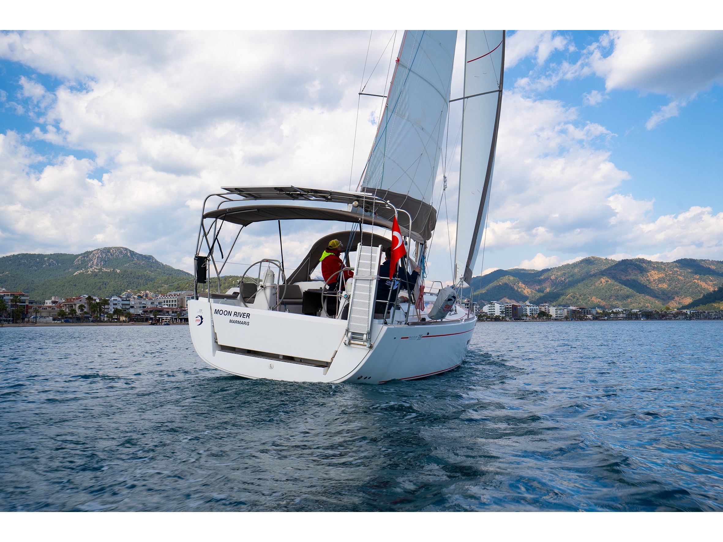 Dufour 335 Grand Large — photo 1