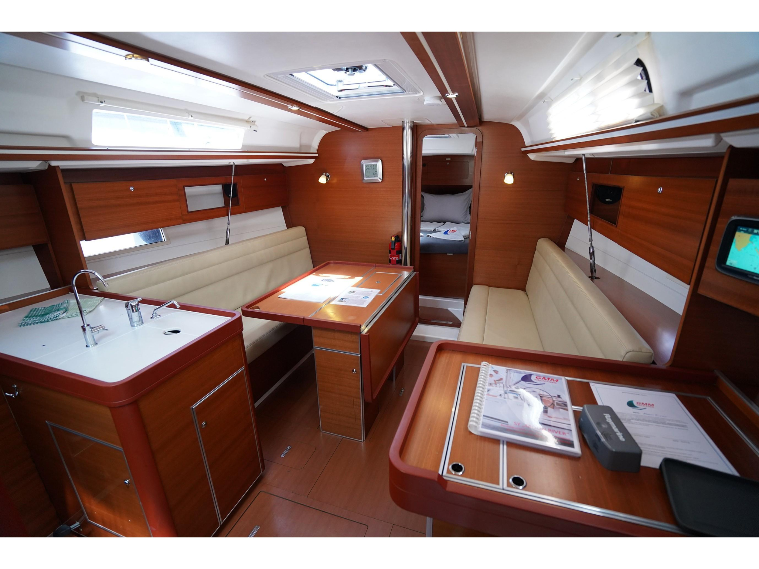Dufour 335 Grand Large — photo 7
