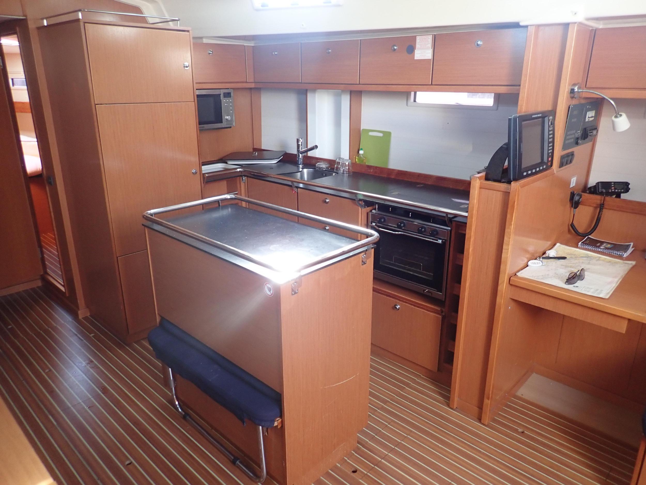 Bavaria 55 BT '12 — photo 9