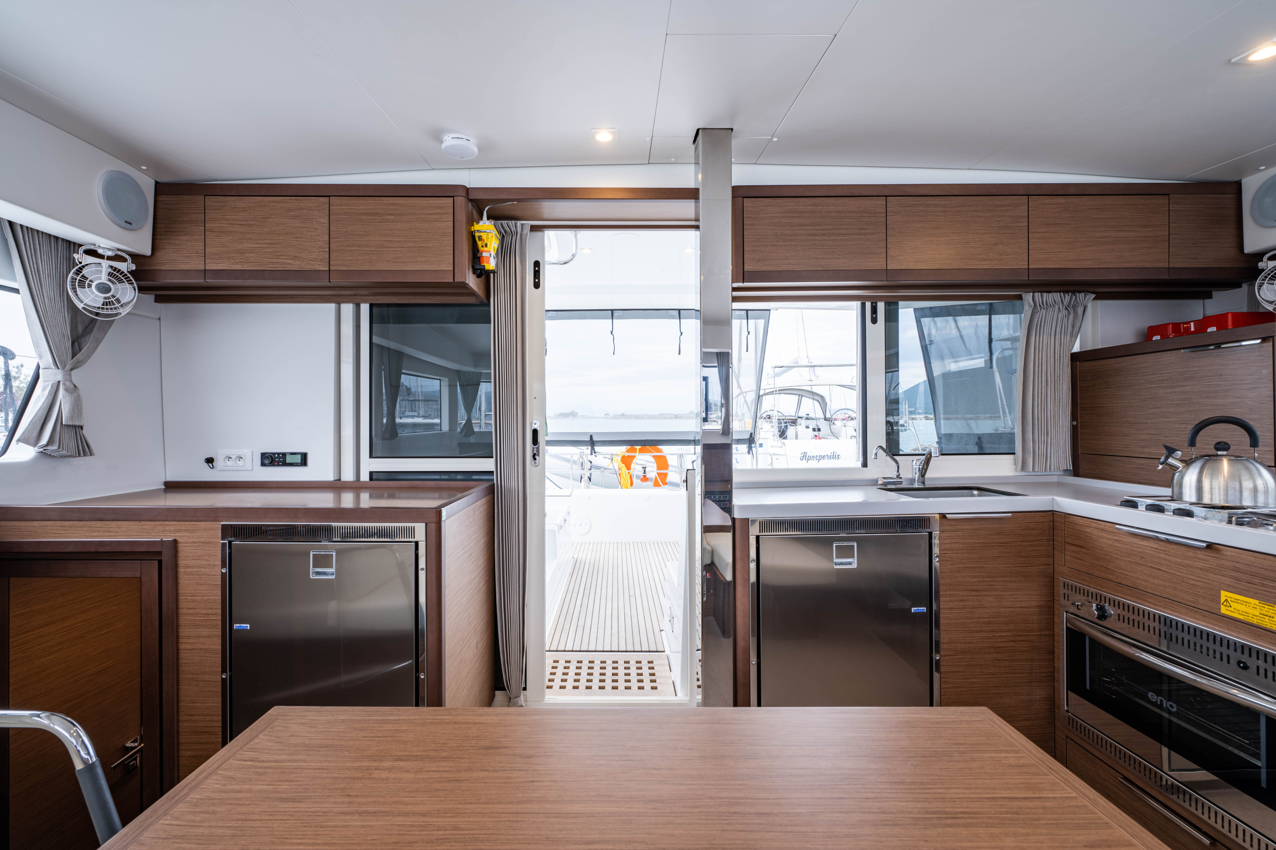 Lagoon 40 — photo 19