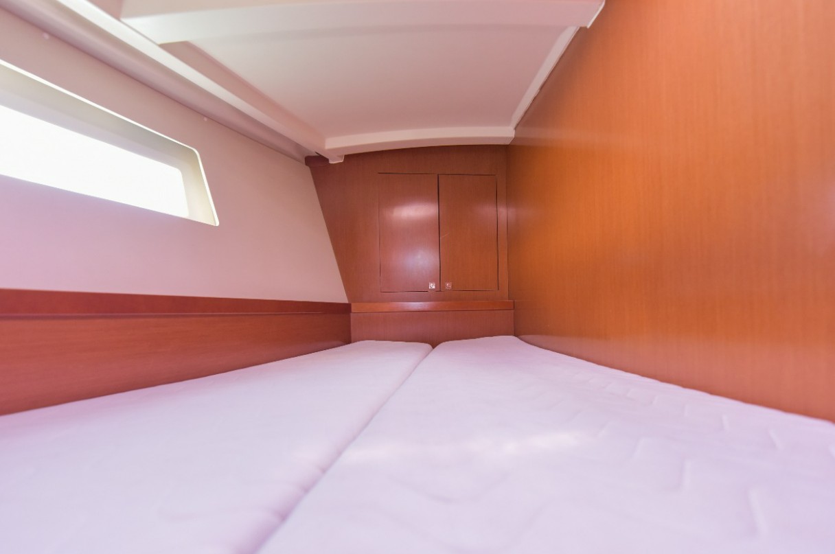 Oceanis 45[G] — photo 2