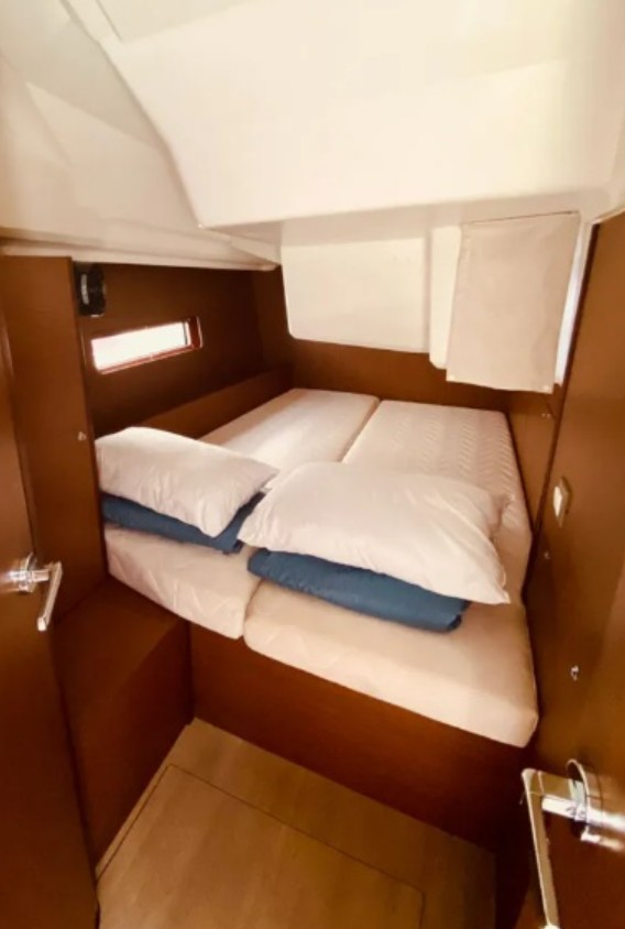 Oceanis 40.1 — photo 4