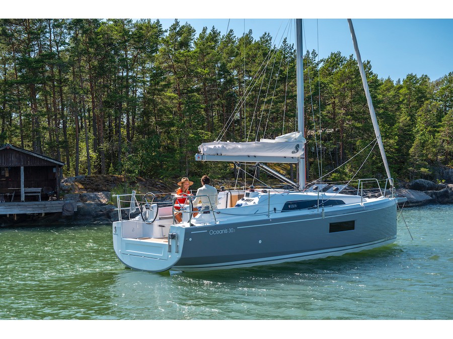 Oceanis 30.1 — photo 1