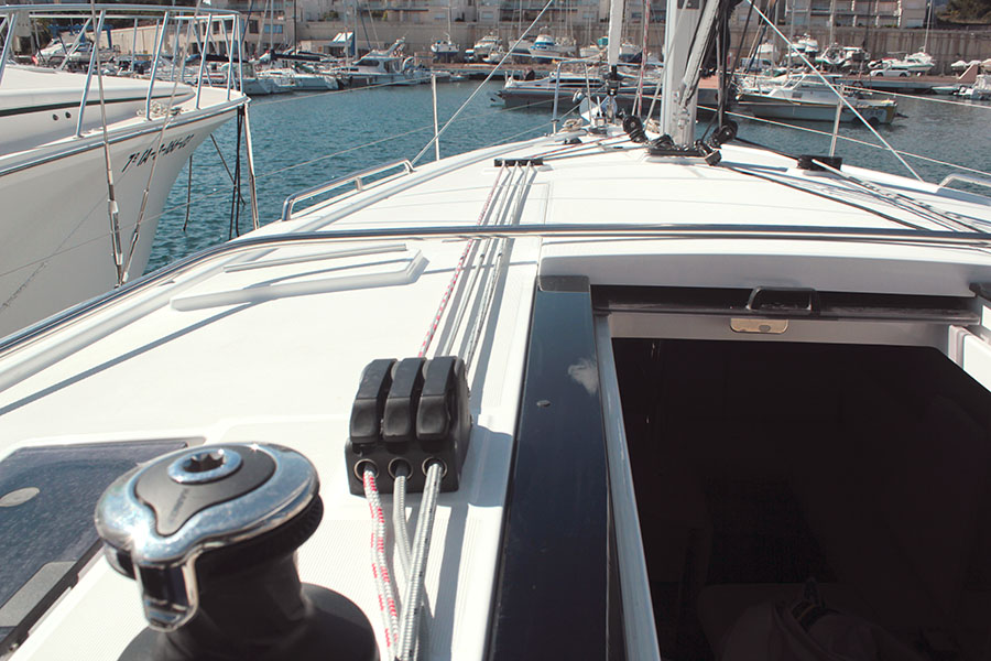 Oceanis 41.1 (2 Heads) — photo 17