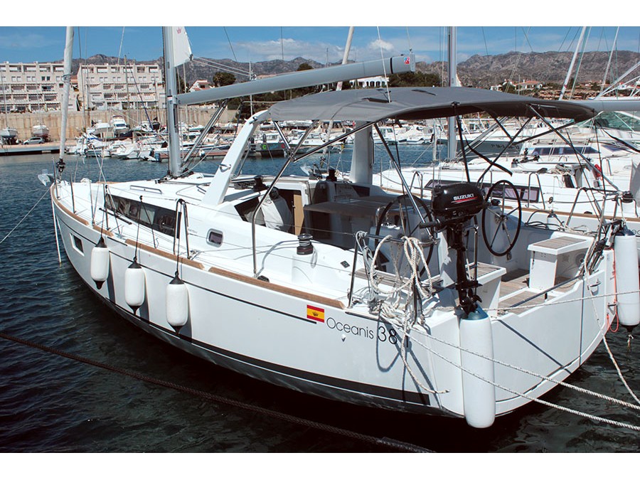 Oceanis 38.1 — photo 1