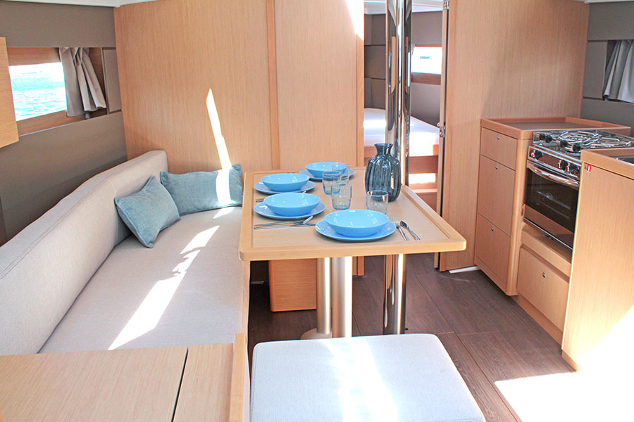 Oceanis 38.1 — photo 11