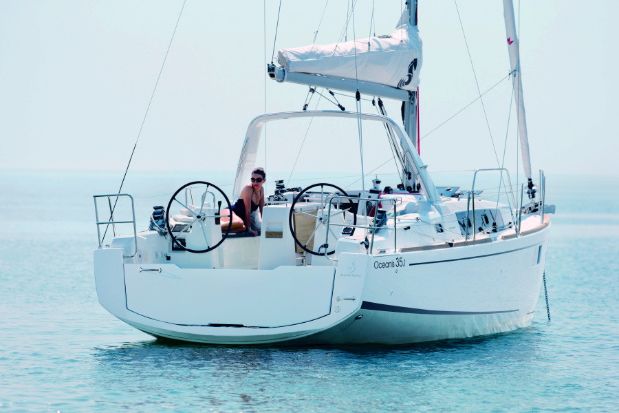 OCEANIS 35.1 - 2019 — photo 438