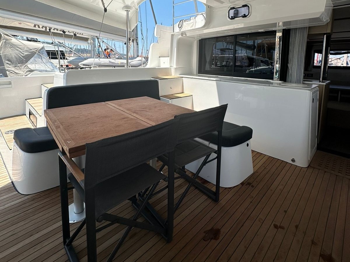 Lagoon 46 — photo 15