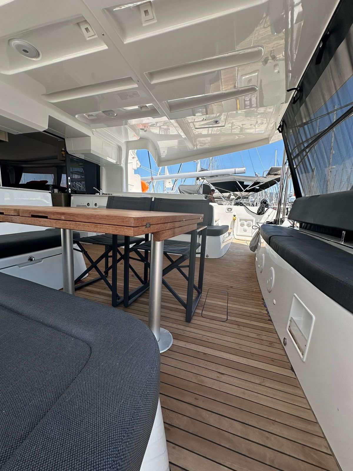 Lagoon 46 — photo 22