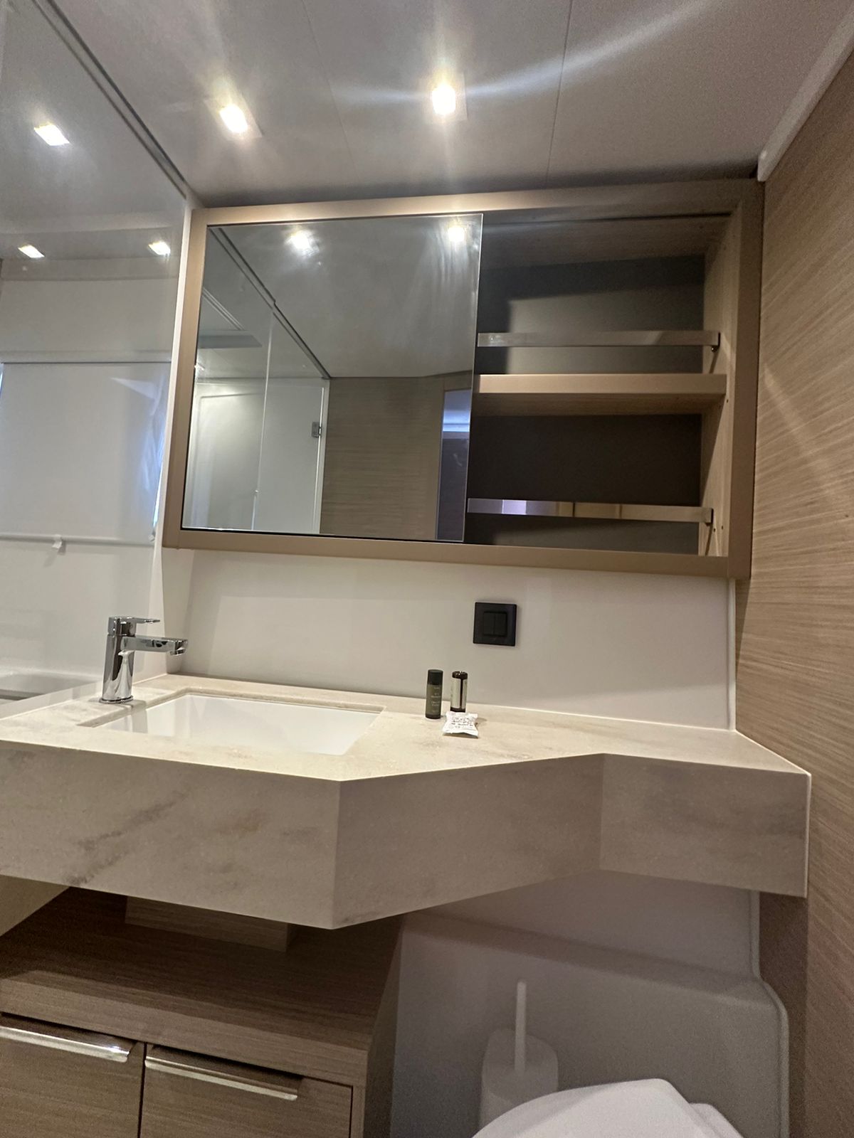 Lagoon 46 — photo 17