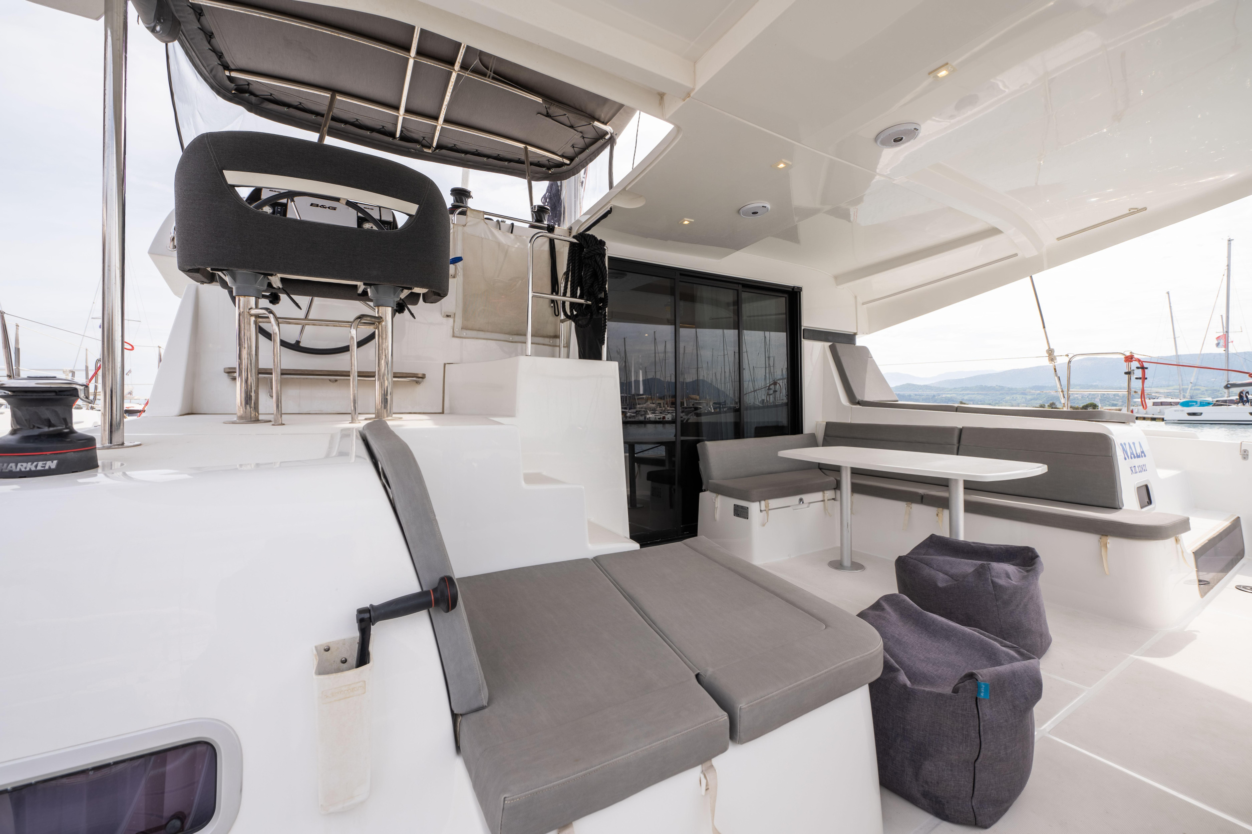 Lagoon 42 — photo 21