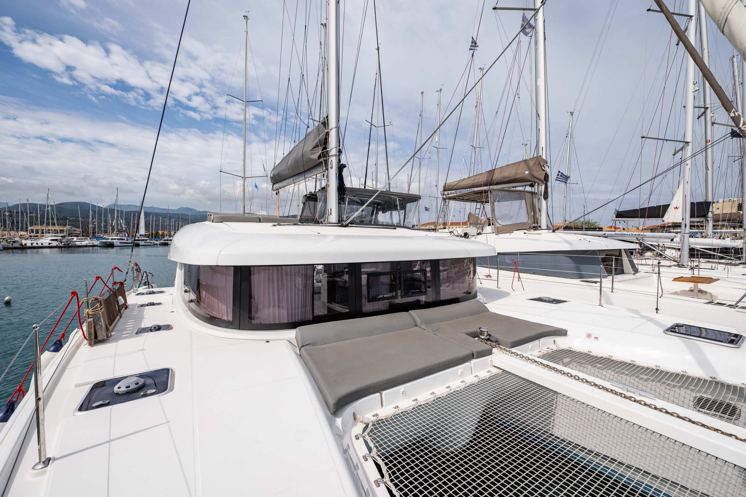 Lagoon 42 — photo 17