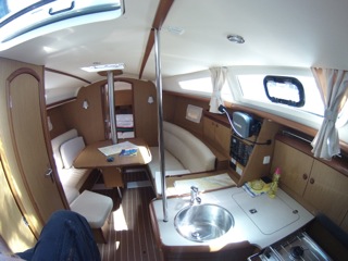 Sun Odyssey 32i — photo 4