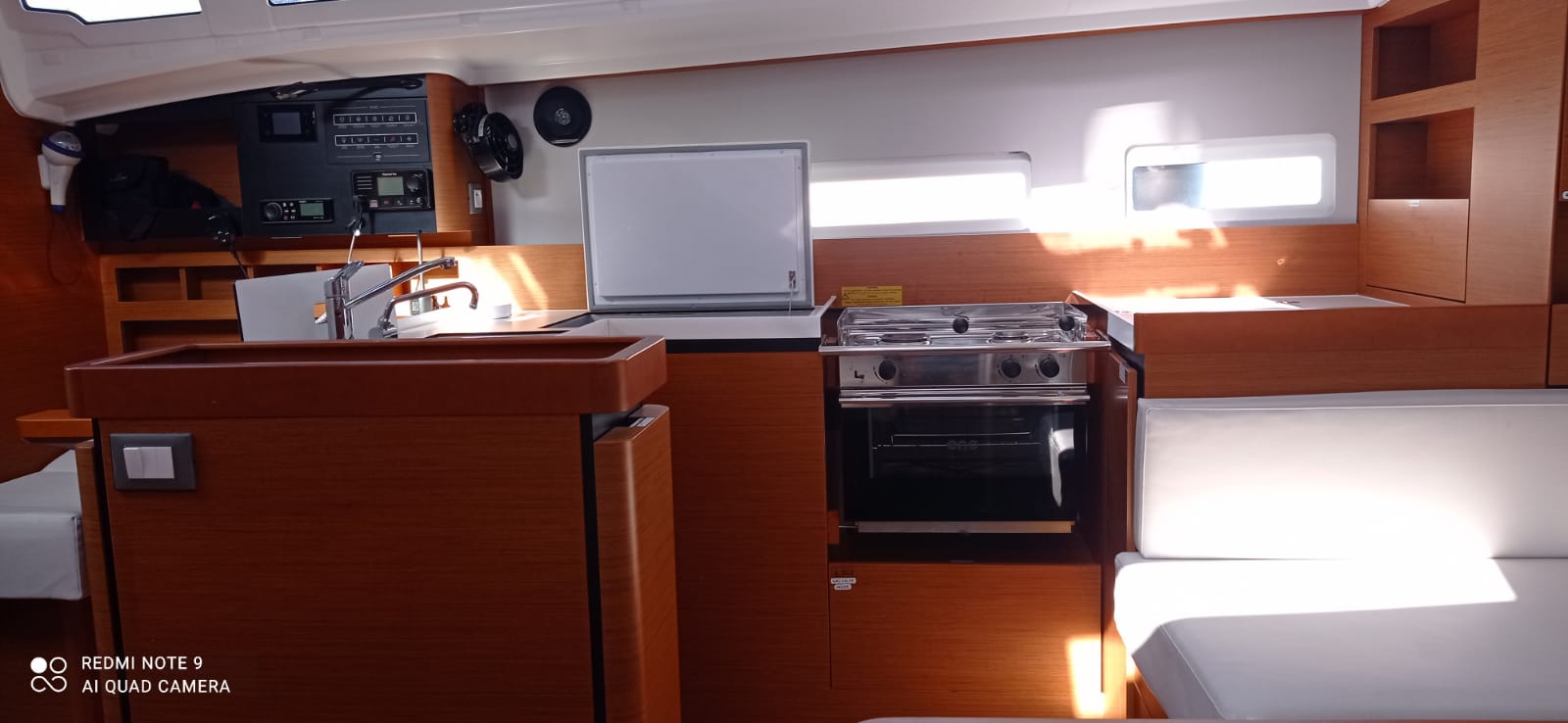 Sun Odyssey 410 — photo 19