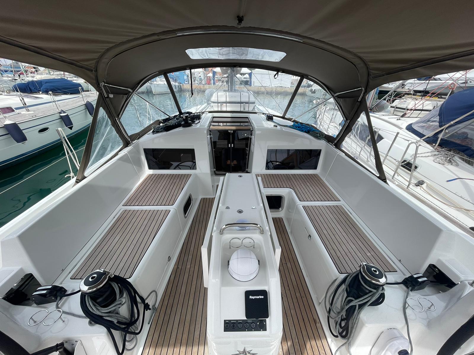 Sun Odyssey 440* — photo 32