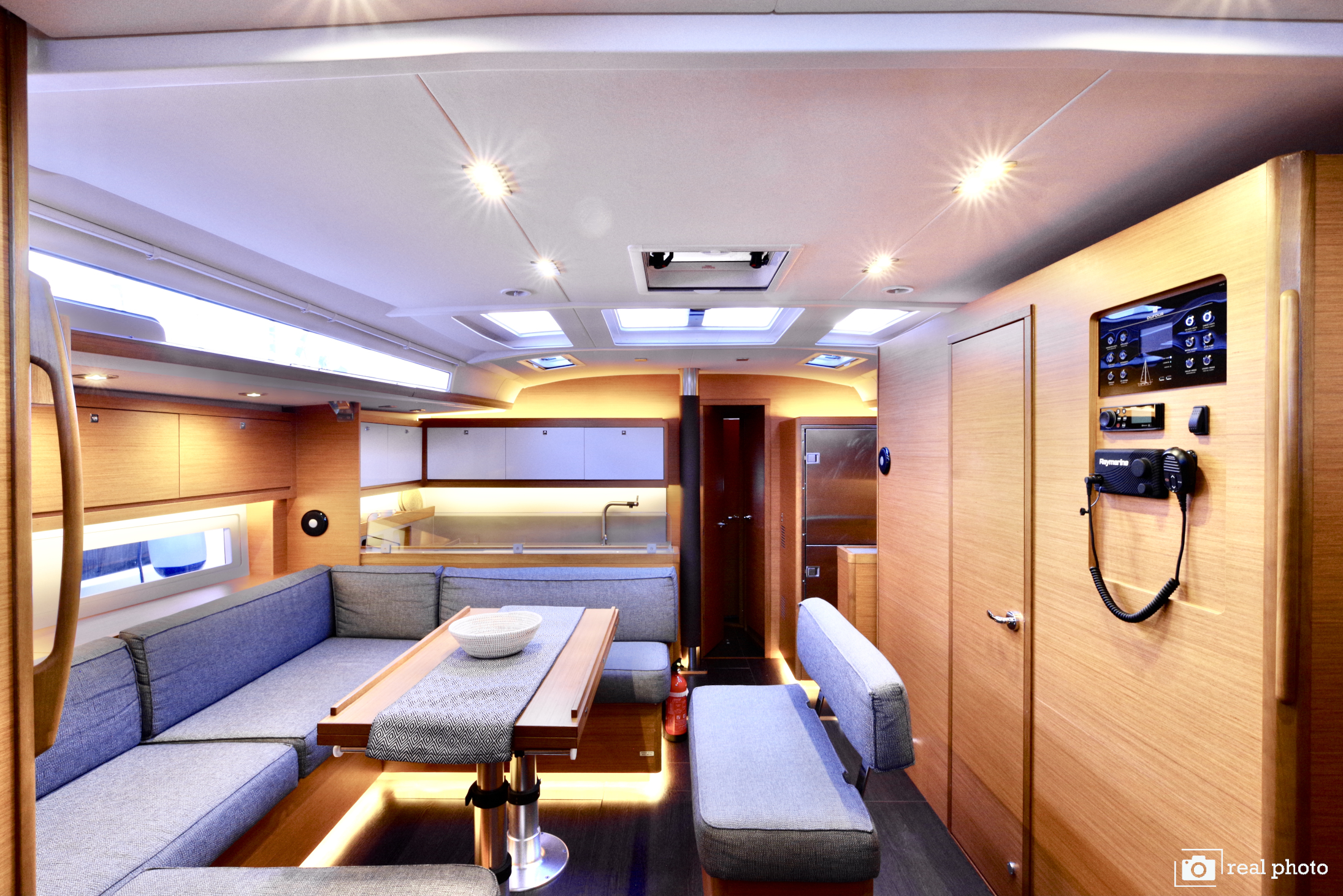 Dufour 530 — photo 11