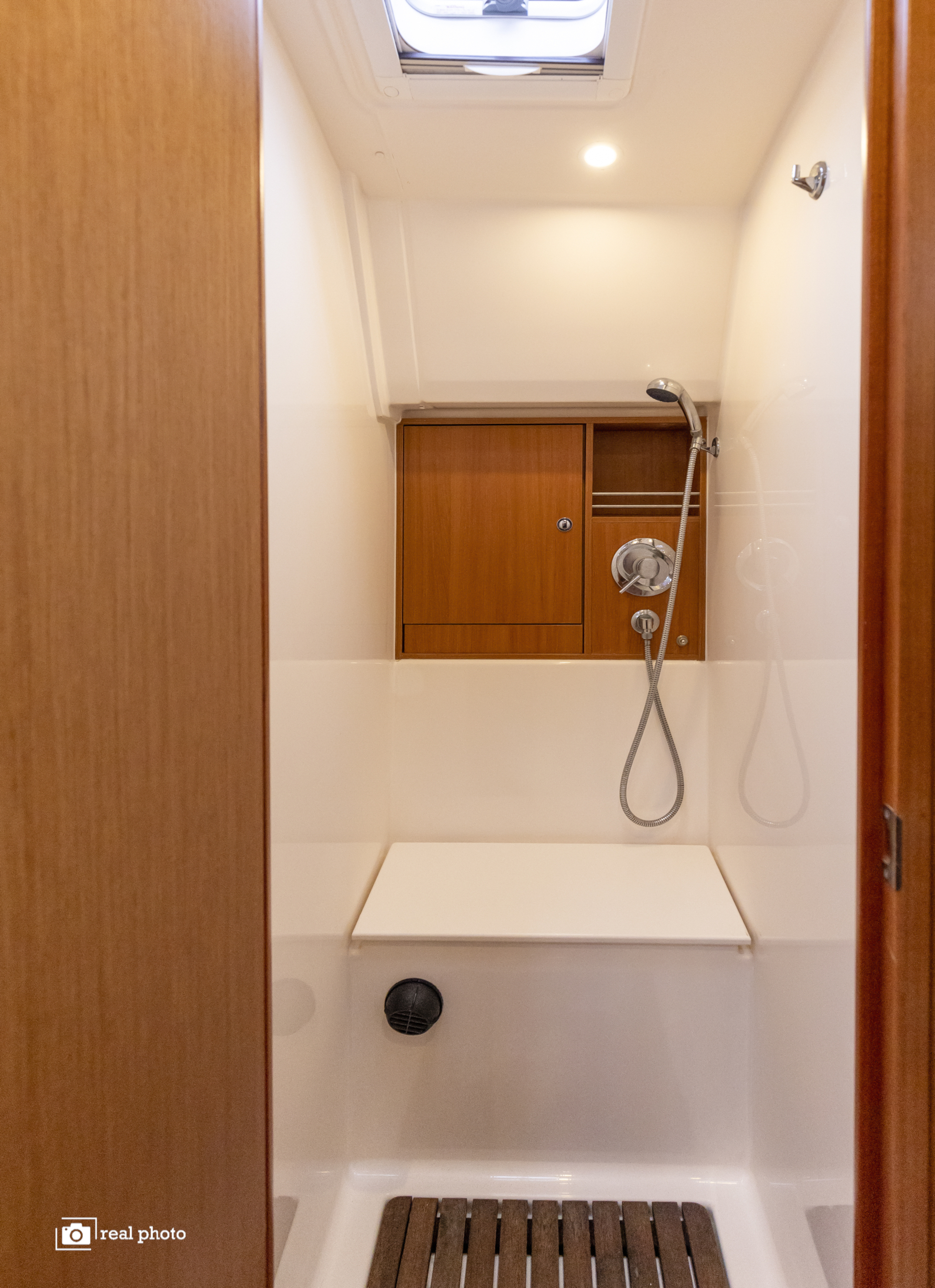 Bavaria Cruiser 50 — photo 4