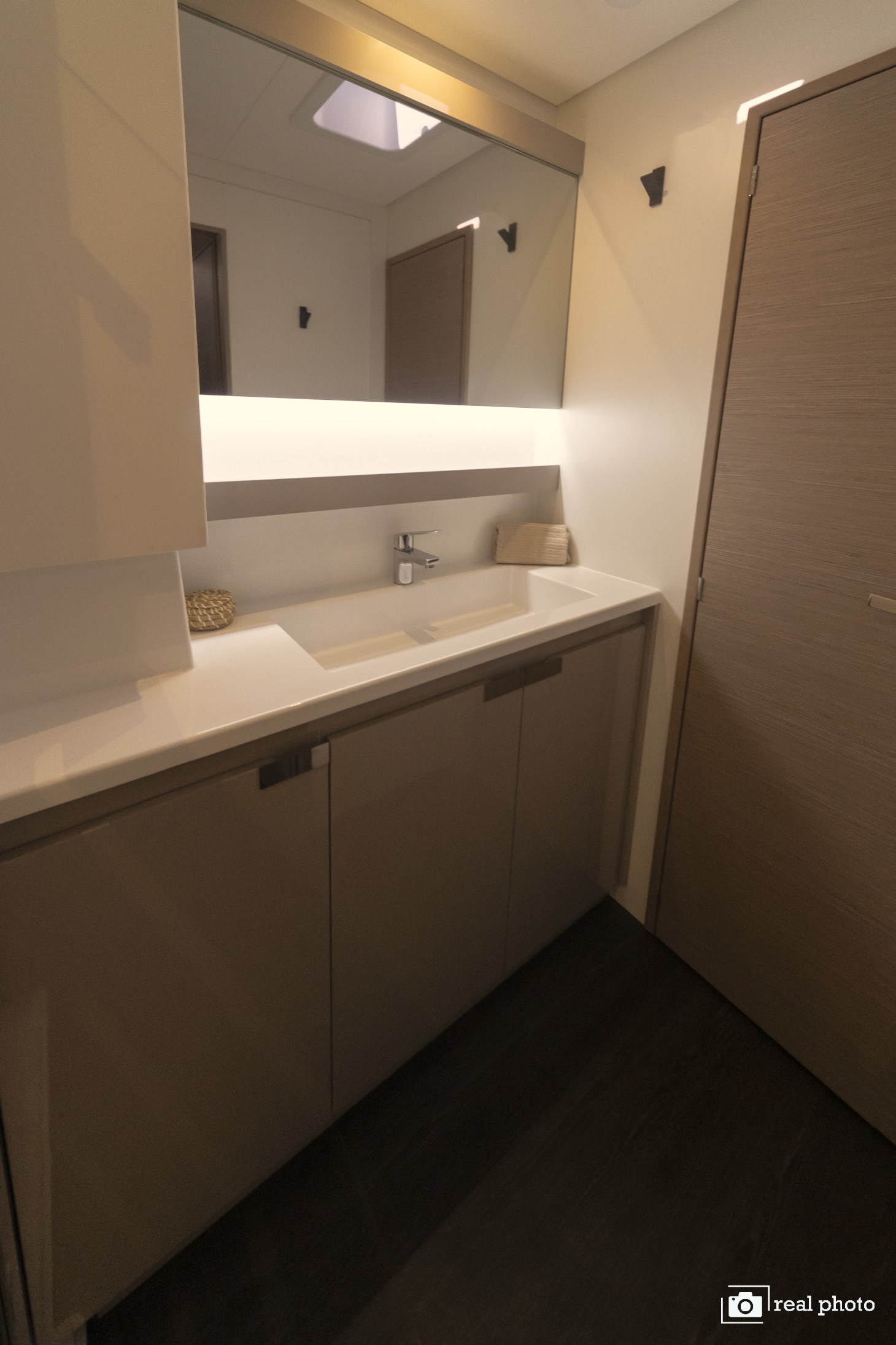 Aura 51 — photo 19