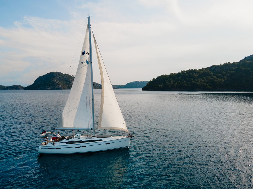 Bavaria Cruiser 46 — photo 1