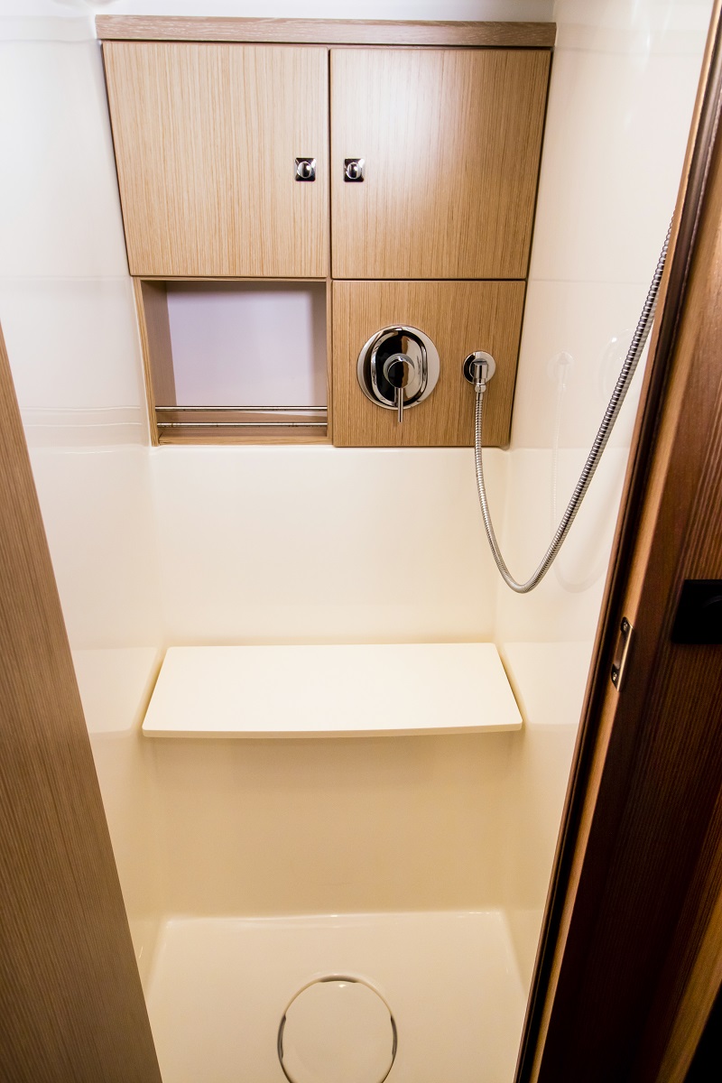 Bavaria Cruiser 46 — photo 10